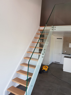 Fuchs & Fuchs Metallbau und Stahlbau AG - Geländer aus Glas